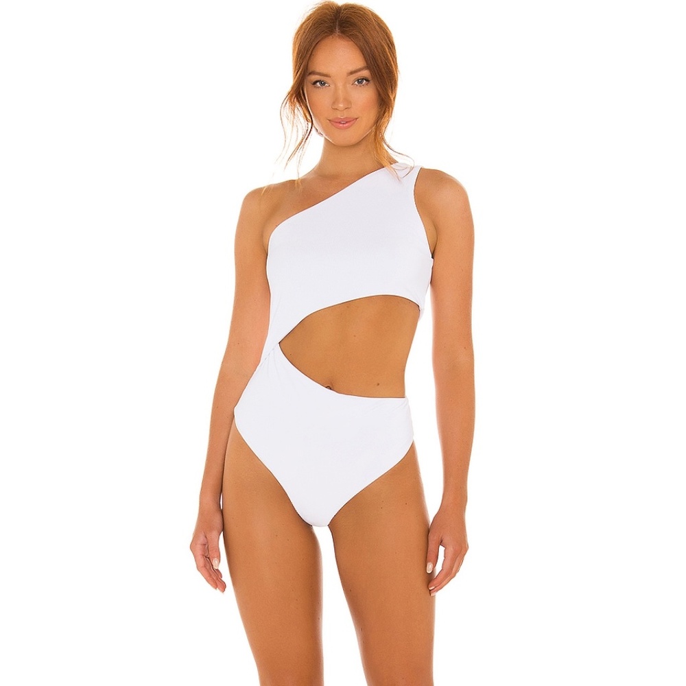 BEACH RIOT Celine One Piece